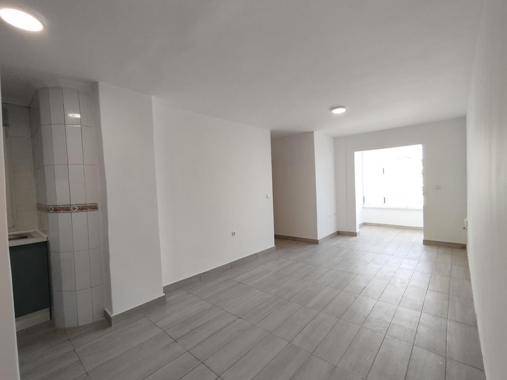 Apartamento reformado junto a la avenida de las Habaneras, fotografía 3 de 27