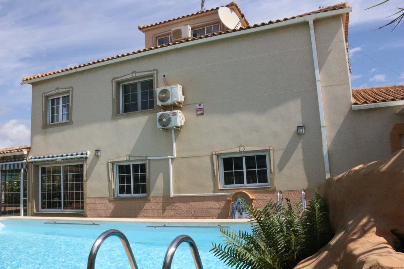 Chalet independiente con piscina en El Chaparral, fotografía 52 de 67