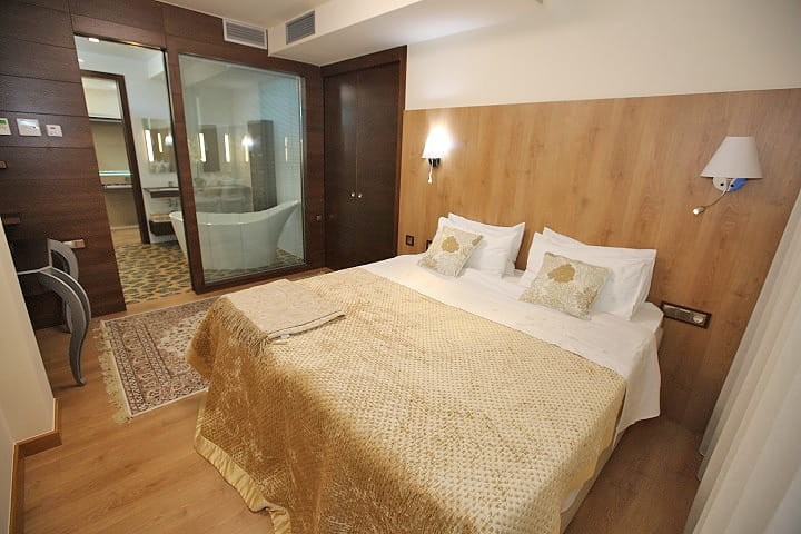 Villa de 500 m² con piscina, spa y gran parcela en La Zenia, fotografía 10 de 21